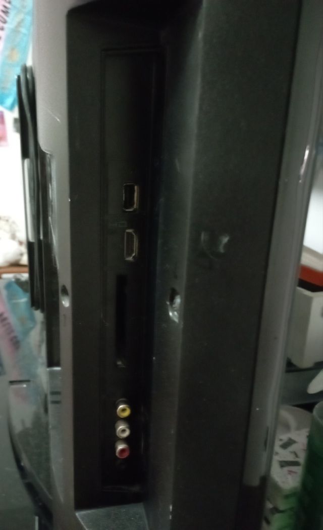 TV SONY 32" TDT INCORPORADO