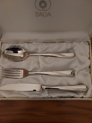 Cubiertos de plata
