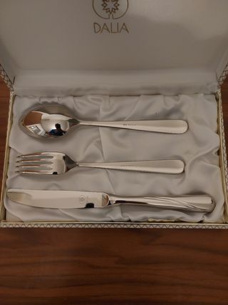 Cubiertos de plata