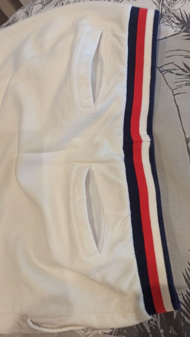 Conjunto de falda y camiseta niña Tommy Hilfiger