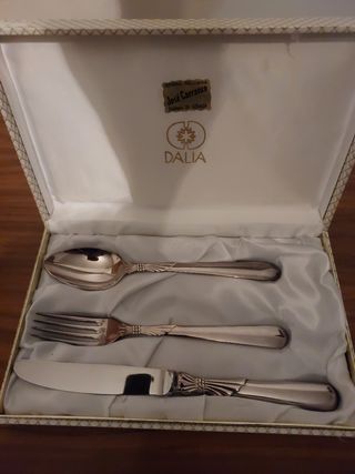 Cubiertos de plata