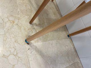 Nueva Mesa nordica 70 x 70 solo la mesa SIN sillas