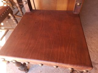 Sillas de madera de castaño de peineta