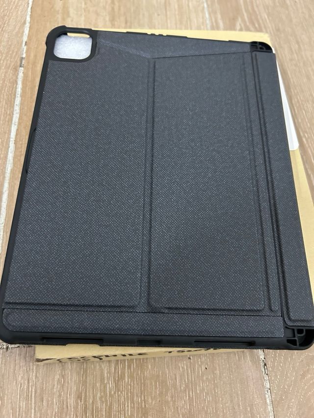 T5207D Funda  Teclado iPad Air 11 (M2/M3) touchpad