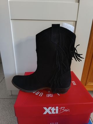 Botín negro cowboy talla 39
