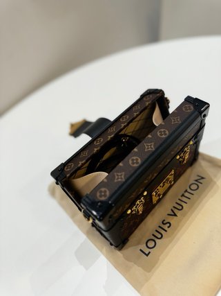 louis vuitton bolso petite malle monogram mujer