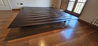 Letto matrimoniale di design, Sottiletto