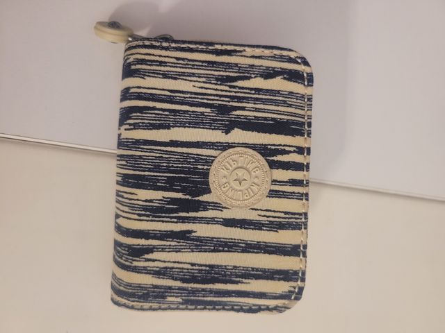 Monedero kipling
