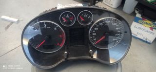 Cuadro cuentakilómetros Audi 2.0 TDI sporback 2008