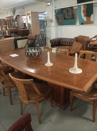 Mesa comedor nogal