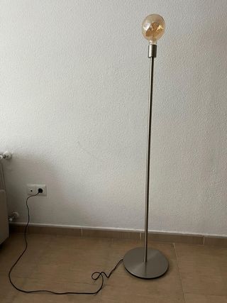Lampara de pie