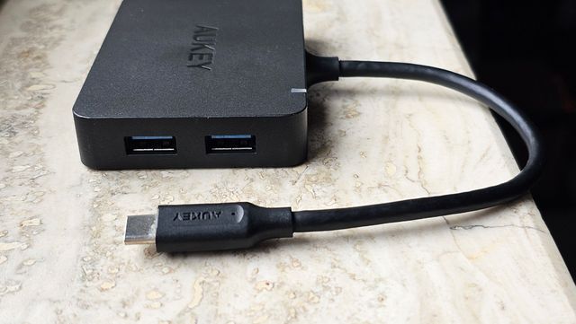 AUKEY cb-c30, usbC, otg, hdmi, usb 3.0