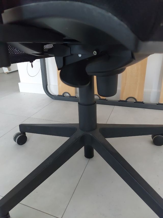 Silla de oficina regulable