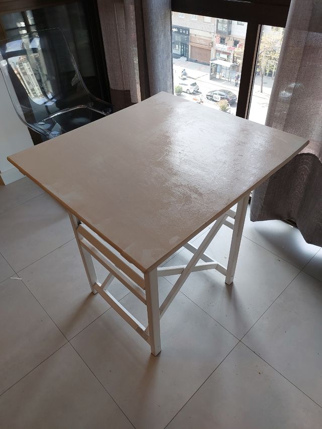 Mesa de madera plegable