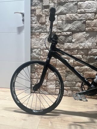 Bicicleta BMX RACE Mini