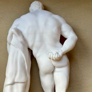 Escultura Hércules Farnesio en mármol