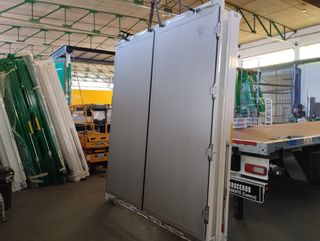 PUERTAS ALUMINIO SEMIRREMOLQUE
