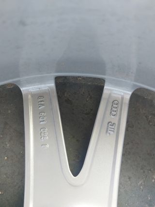 LLANTAS ORIGINALES AUDI 18"
