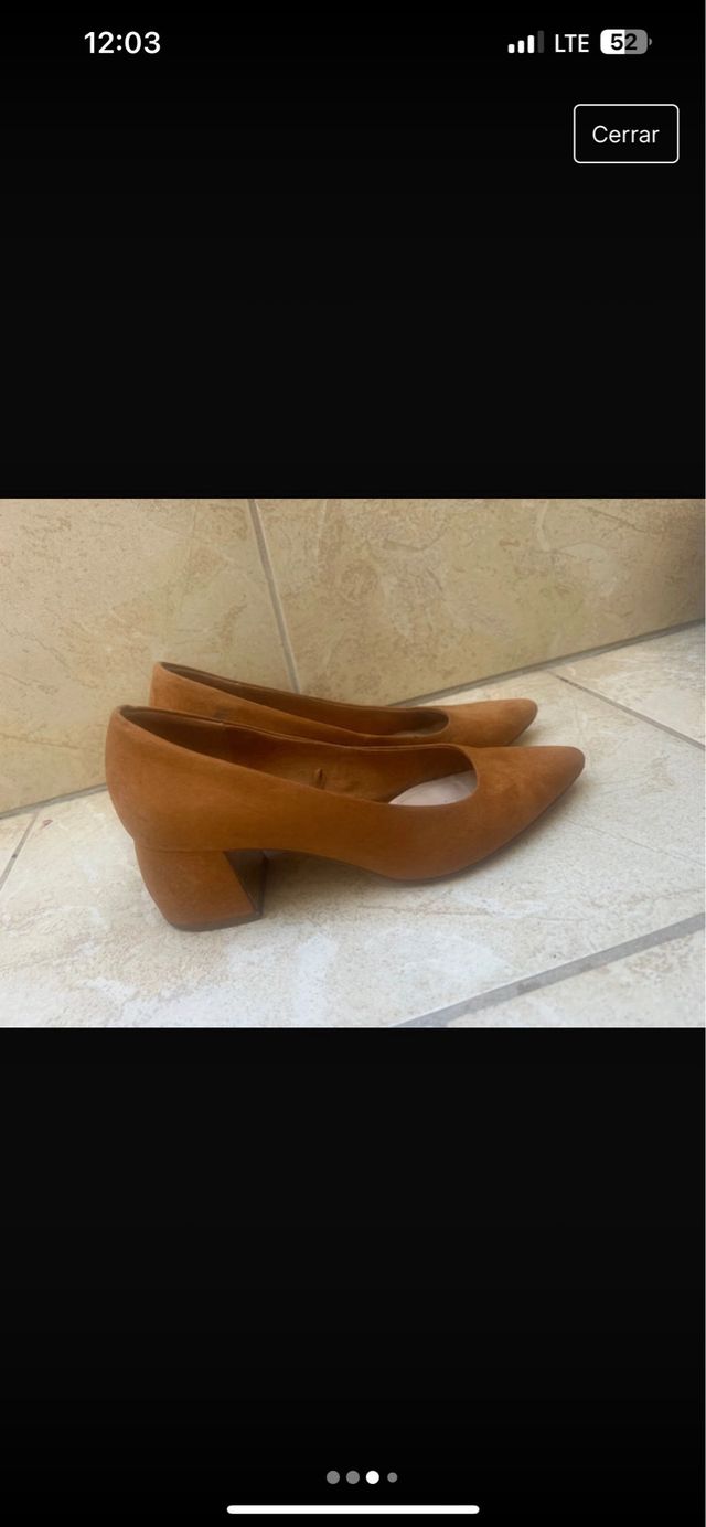 Zapato salon color mostaza