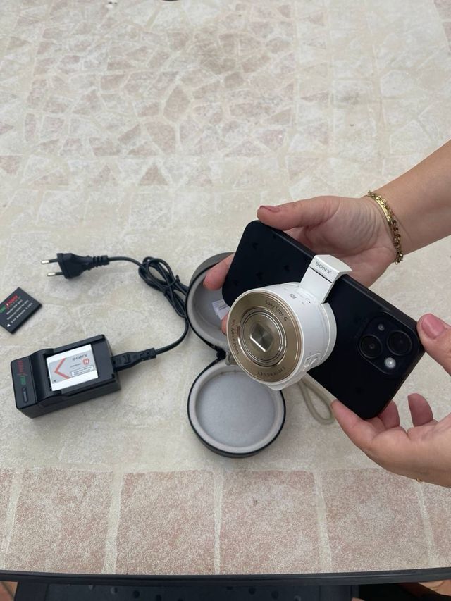 Sony Lens G . Objetivo compacto de gran calidad