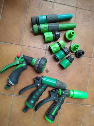 Kit pistola riego multichorro Pistola, lanza y con