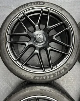 Llantas S63 W222 20" ORIGINALES