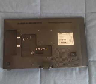 Televisor 22 pulgadas.