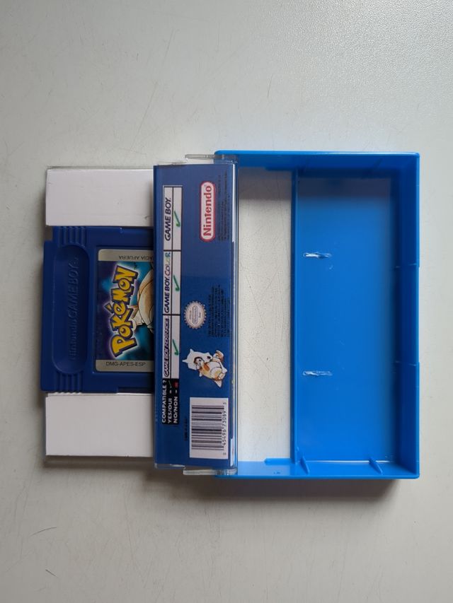 Game Boy colore viola, Pokemon blu e cassetta