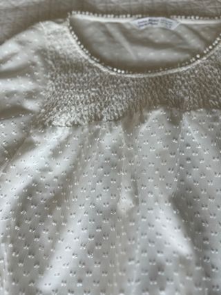 Blusa plumeti blanca de Zara
