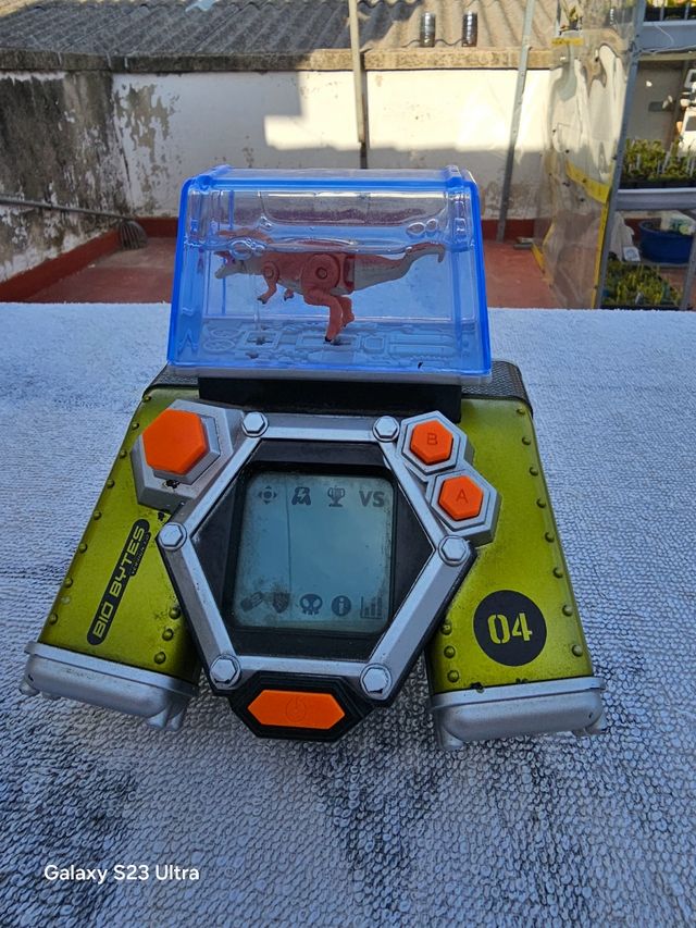 CONSOLA ANTIGUA BIO BYTES T-REX