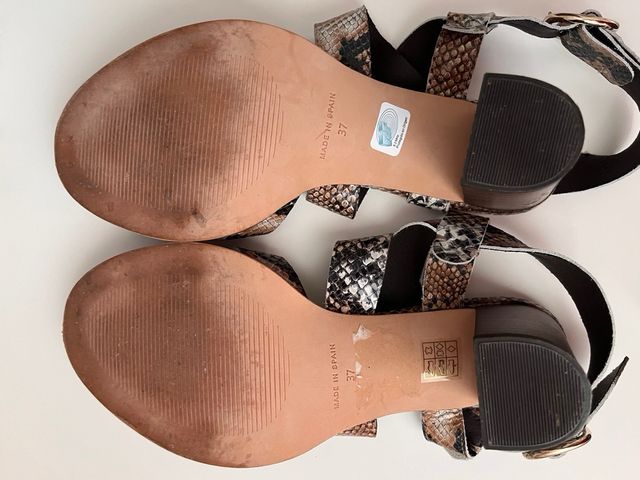 Sandalias estampadas piel El Corte Inglés . Nº 37