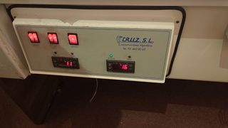 vitrina de espocision carnicería