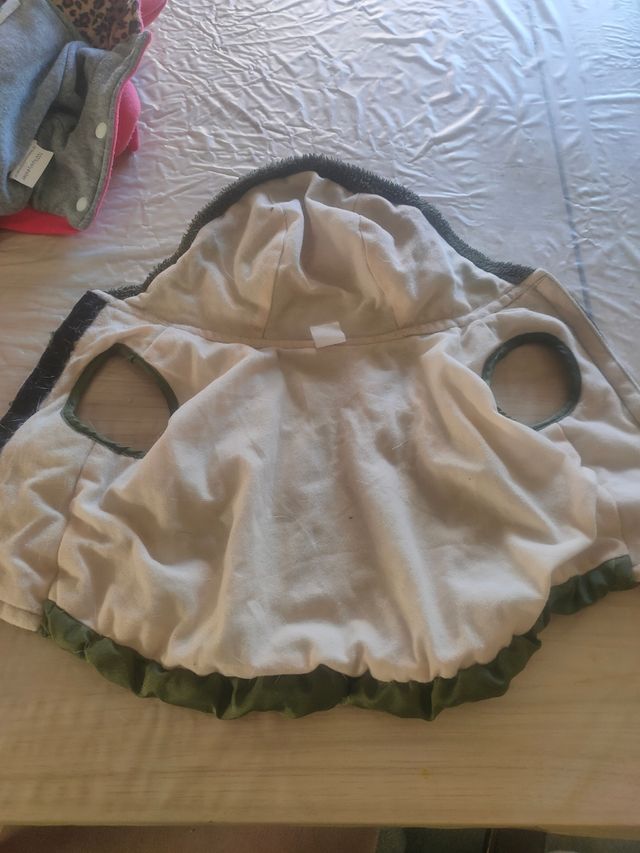 Lote de cuatro suéter perro