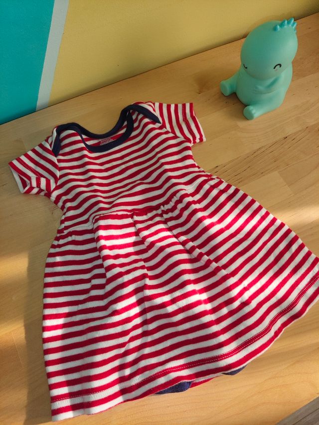 Vestido talla 6 meses