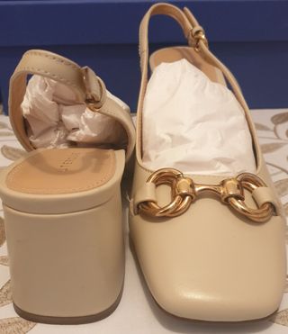 Sandalias UTERQÚE 37