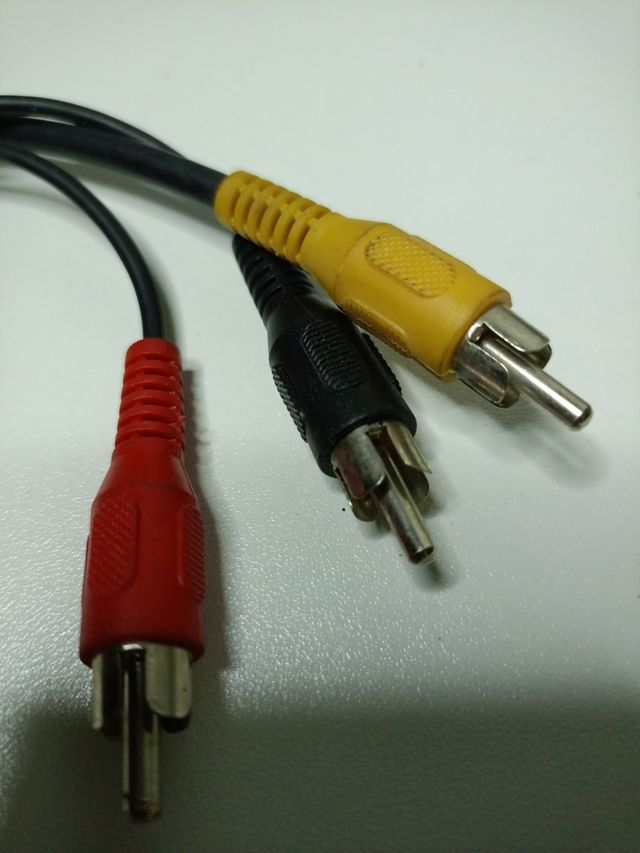 Adaptador DIN 6 puntas a RCA