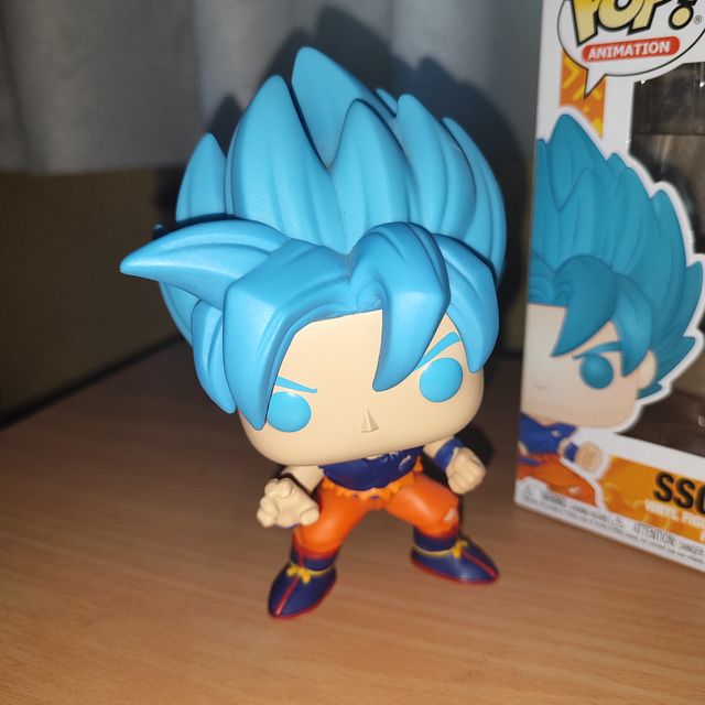 FunkoPOP SSGSS Goku Edición EMP