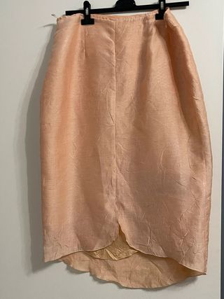 Traje de fiesta de chaqueta y falda con corpiño