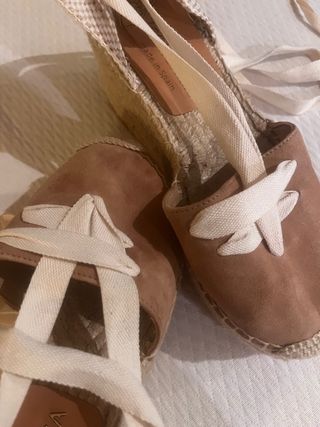 Alpargatas con cuña nuevas a estrenar