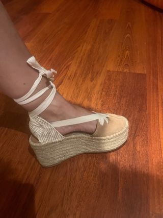 Alpargatas con cuña nuevas a estrenar