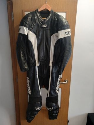 MONO DE MOTO 2 PIEZAS BERIK