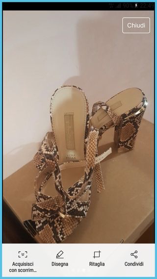 Scarpa prima donna ( Decolte estivo )