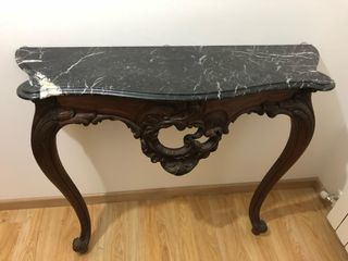 Recibidor con espejo antiguo