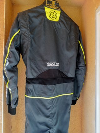 Mono karting marca SPARCO