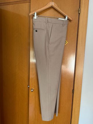 Traje Zara Beige Joven