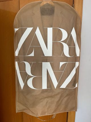Traje Zara Beige Joven
