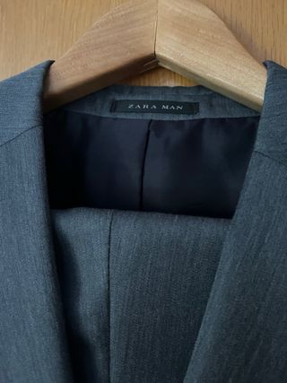 Traje Zara Gris Joven