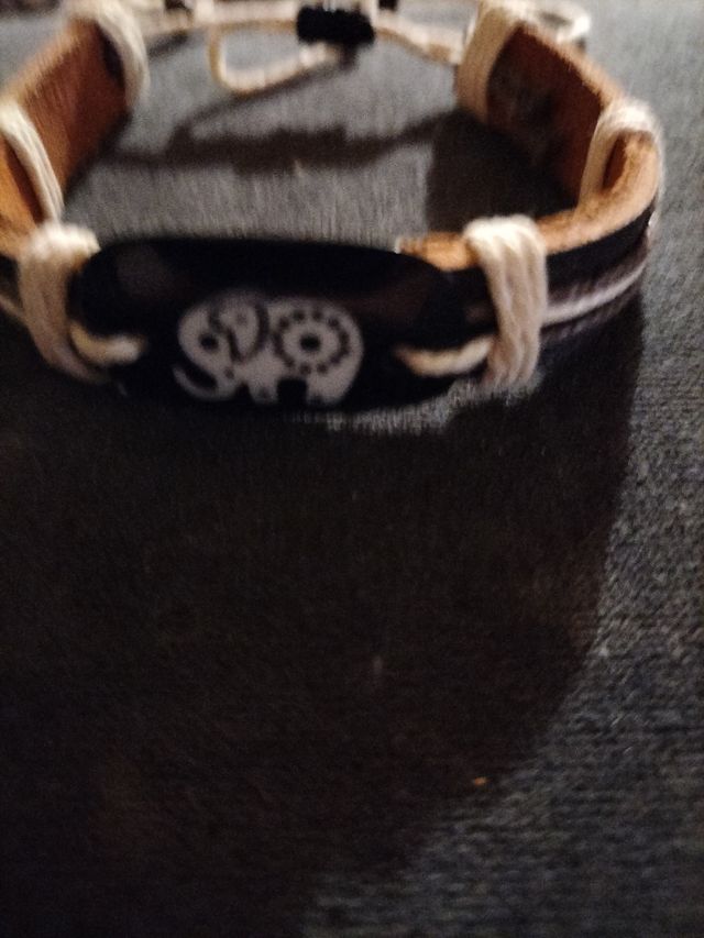 Pulsera étnica unisex con diseño elefante nueva