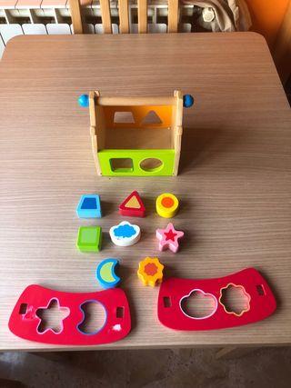 Casita de madera educativa para niños