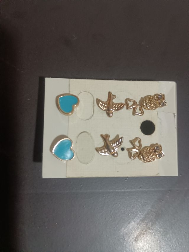 Lote de pendientes de bisutería nuevos